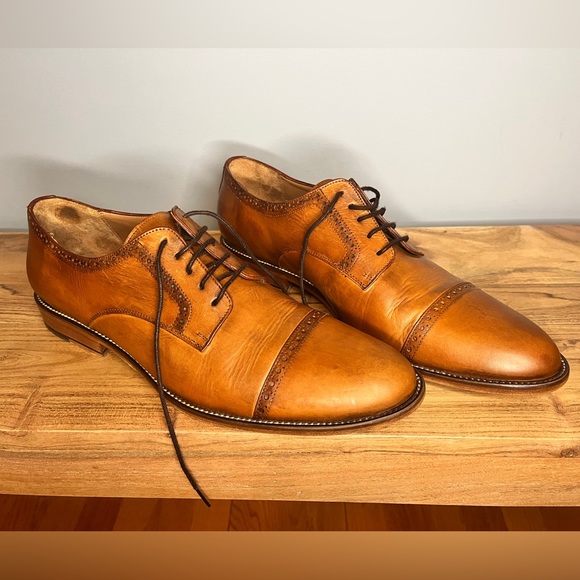 Alan Payne cap toe cognac/brown suede bucks. Size 10 M main image 5
